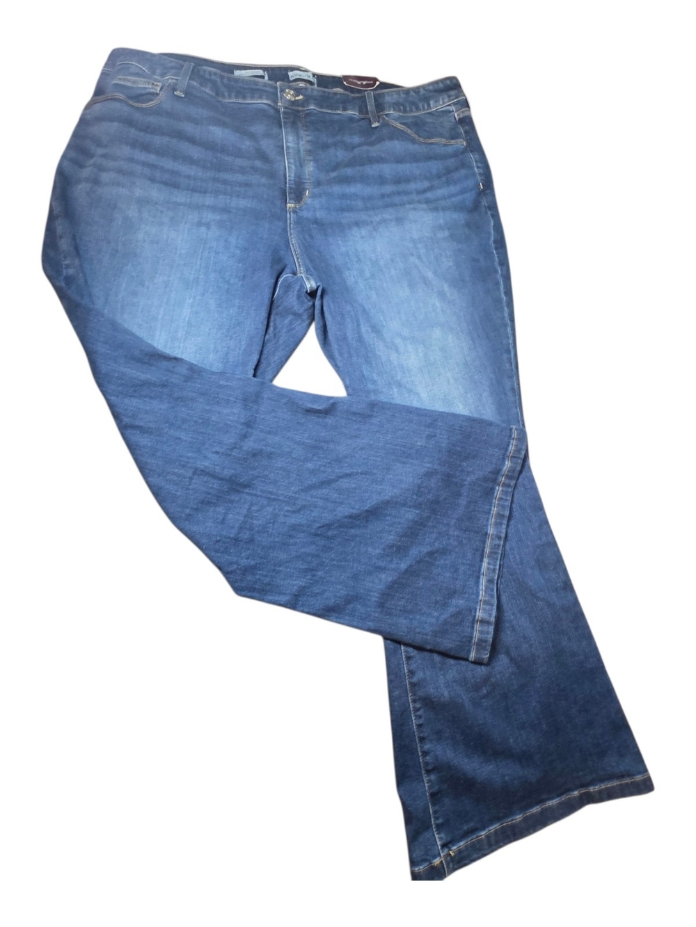 NWT Ava & Viv High Rise Flare Jeans Blue Medium Wash Plus Size 26W Stretch Retro